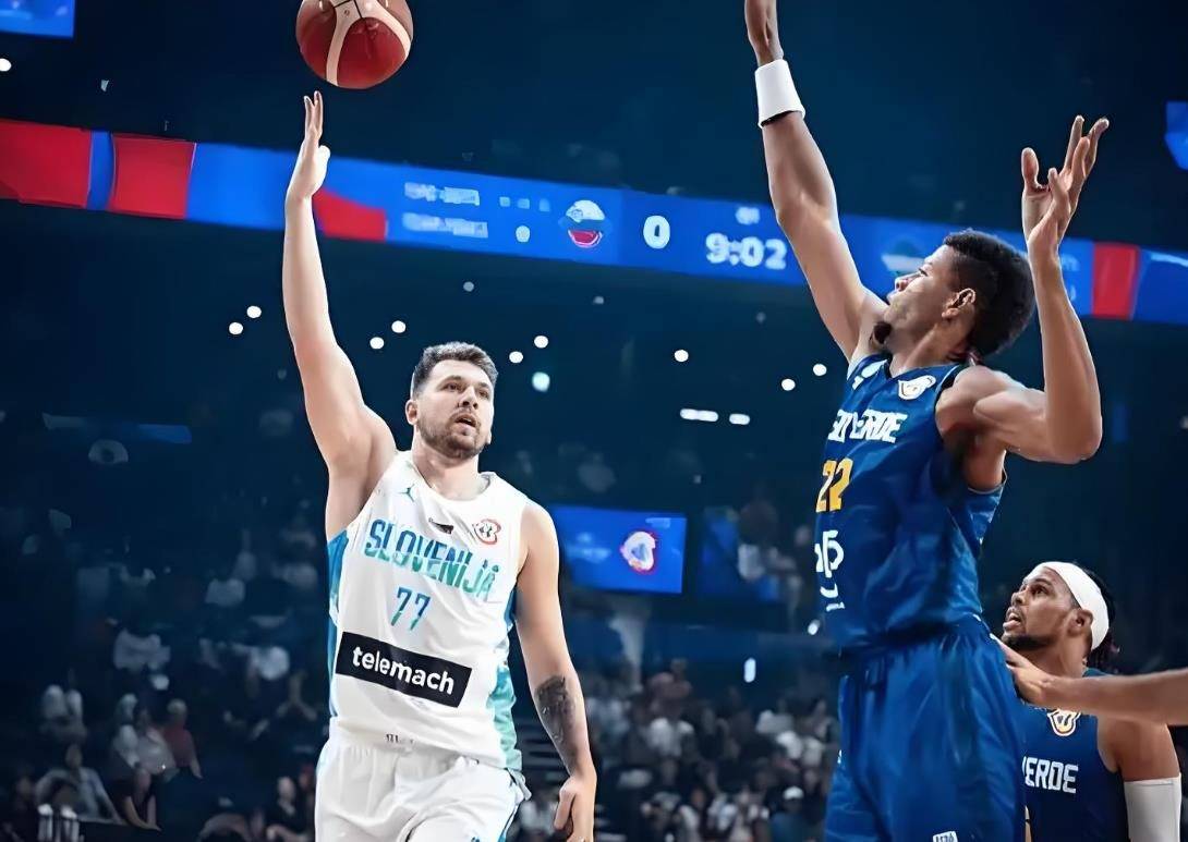 DWG不断突破！，东契奇连续十二场比赛得分超过表现优异热度持续攀升的简单介绍-九游会9GAMES